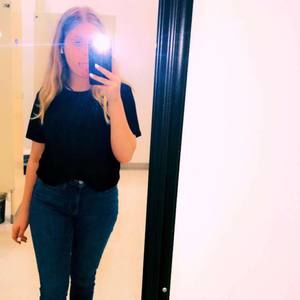 Meet your Posher, Bella